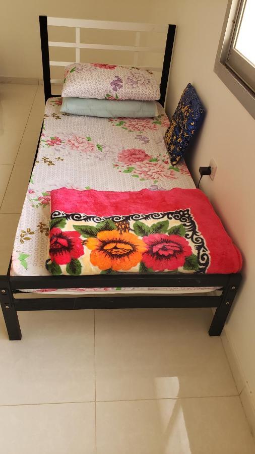 Yahia Guest House Abu Dabi Dış mekan fotoğraf