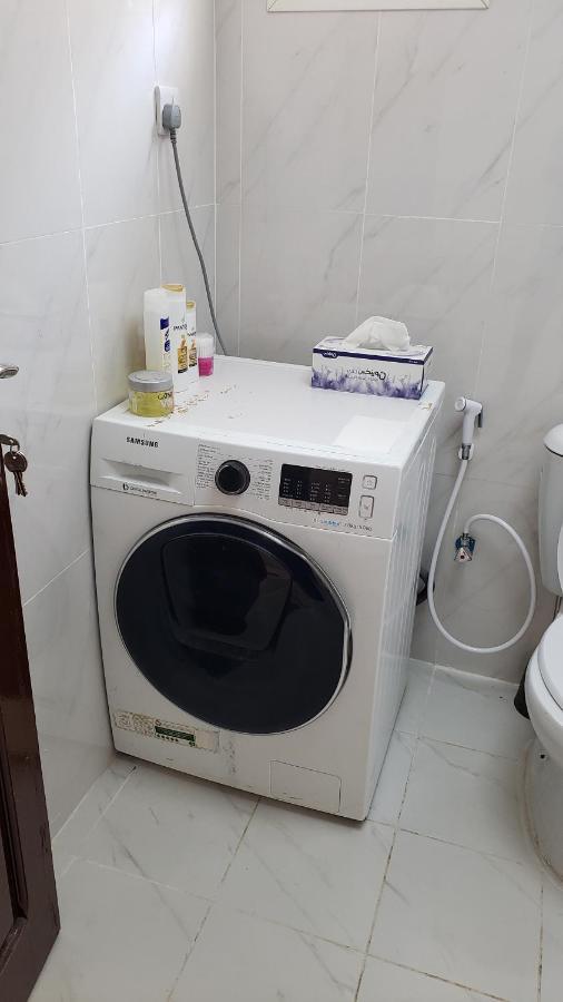 Yahia Guest House Abu Dabi Dış mekan fotoğraf